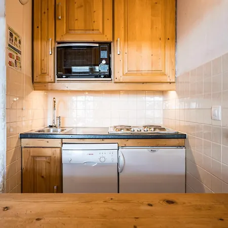 2 Pieces Aux Pieds, Balcon Sud, - Fr-1-518-150 Lägenhet Val-dʼIsère